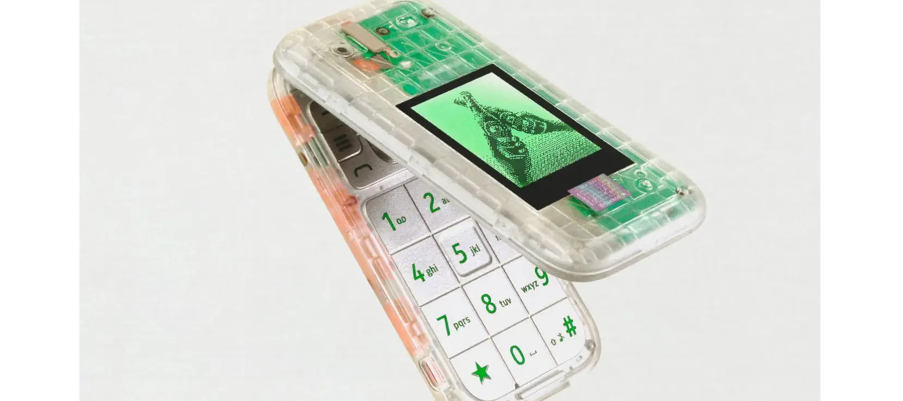 Heineken and US retail marketplace Bodega unveil ‘The Boring Phone’ to ignite social interactions